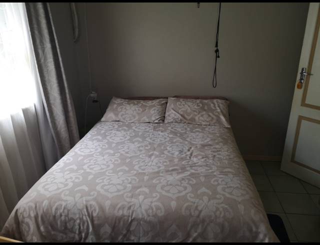 5 BEDROOM HOUSE FOR SALE IN GREENWOOD PARK